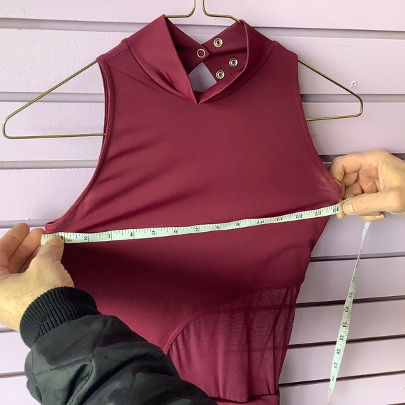 1 of 2 maroon Weissman size adult small costume dress Adult size small. - Picture 4 of 8